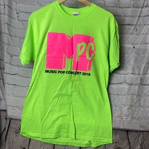 Medium Neon Green graphic Tshirt